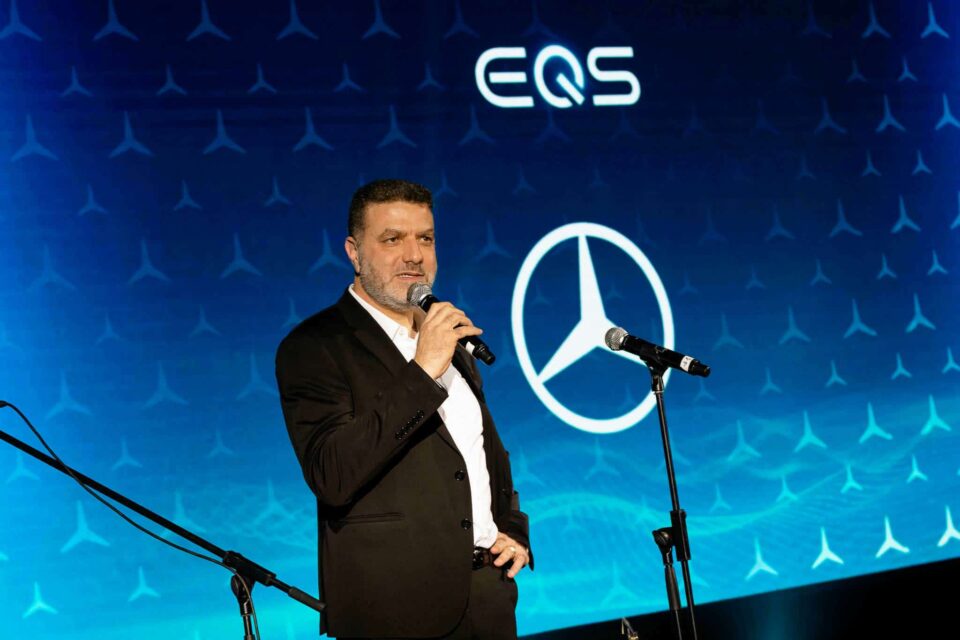 Mercedes Eqs 